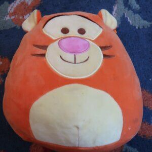 Small Tigger Squishmallow